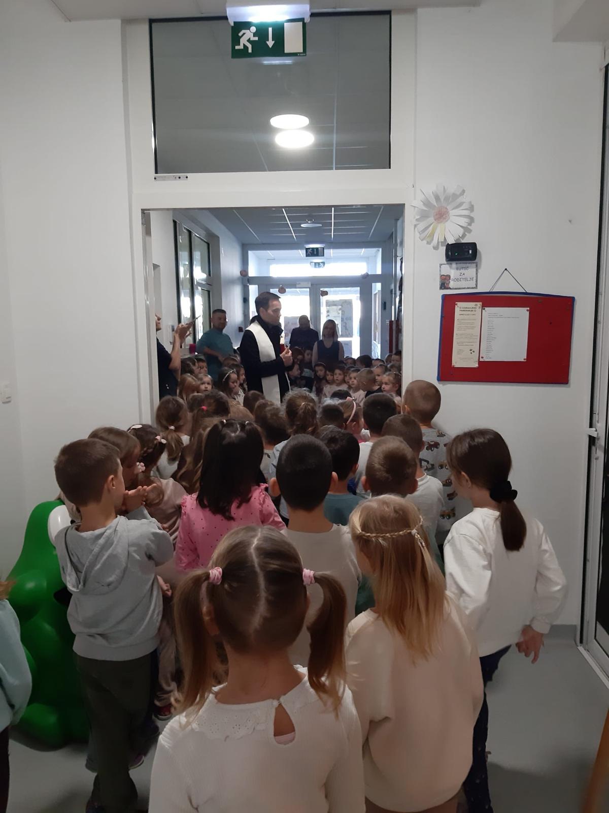Dani kruha i zahvalnosti za plodove zemlje u područnom objektu Svačićeva - slika broj: 4